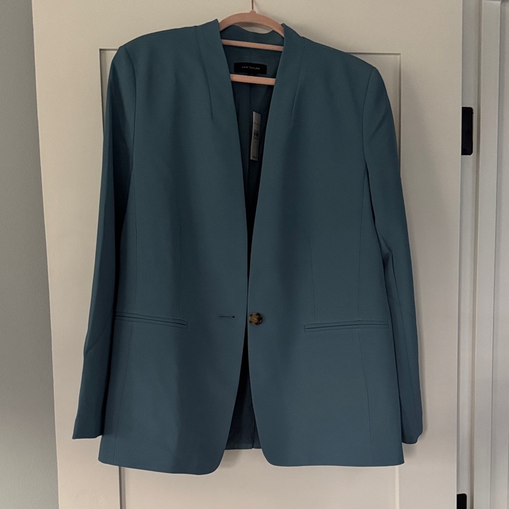 NWT Ann Taylor Teal Blazer sz. 14